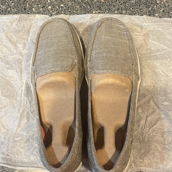 Skechers Shoes - NEW !!! Skechers Reggae-Fest Manzanita Vegan Taupe Slip-On Shoes